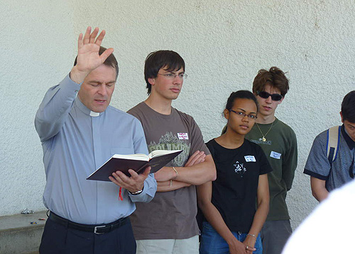 2-benediction - r.jpg