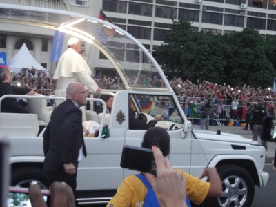 Accueil du Pape François le jeudi 25 juillet sur la plage de Copacabana, à Rio de Janeiro
