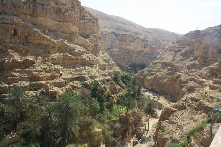 Vue du Wadi Qelt, rivière asséchée