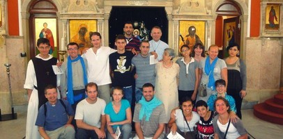 pose du groupe dans l'église de Shfar'am