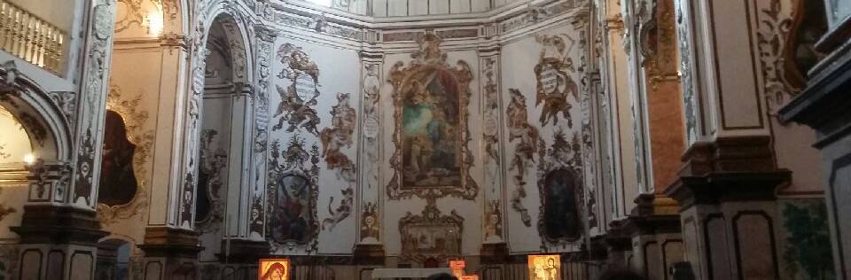 intérieur de l'église San Juan de la Cruz