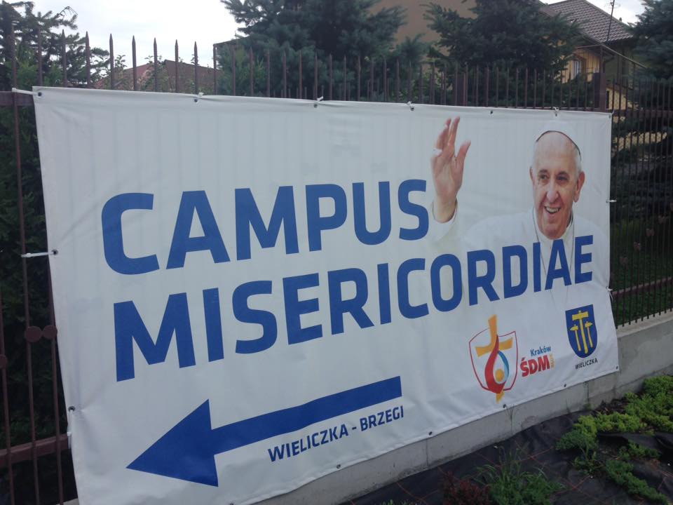 bannière Campus Misericordiae Pape François